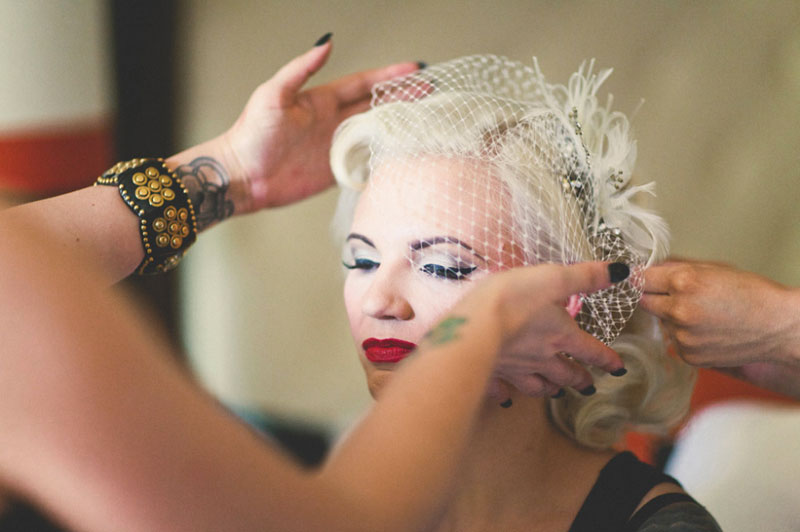 012-pinup-foto-lets-frolic-together